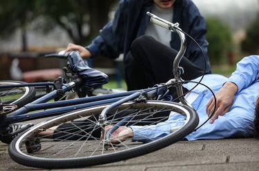 11歳小学生に｢9521万円の支払い命令｣…自転車事故の高額賠償金に対して 