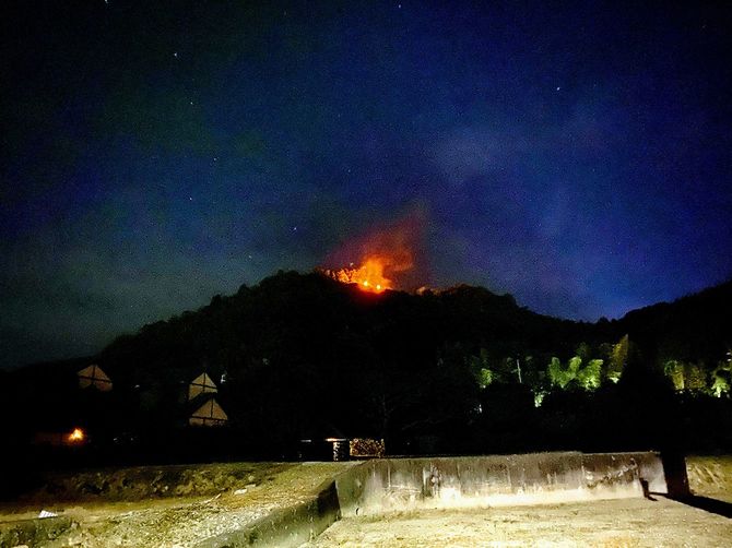 2020年8月16日、『鳥居型』は2つの点だけが灯された