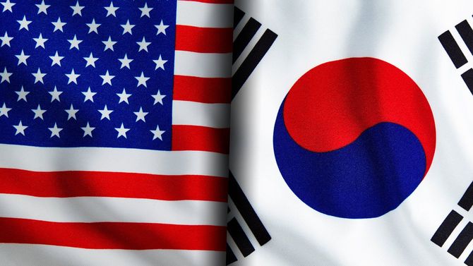 星条旗と韓国旗の間に溝