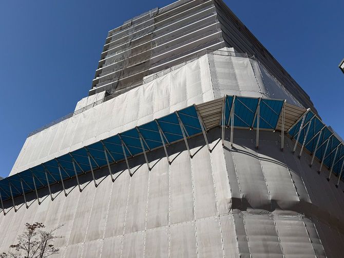 現在自由が丘駅北口前で建設中の「JIYUGAOKA MUSE SQUARE（自由が丘ミューズスクエア）」。