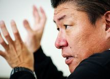 会議はノンストップ10時間 休憩時間なし