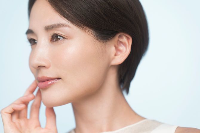 女性の顔
