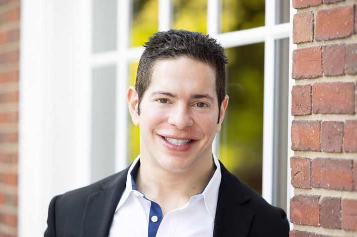 ハーバード大学経営大学院ローレン・コーエン教授