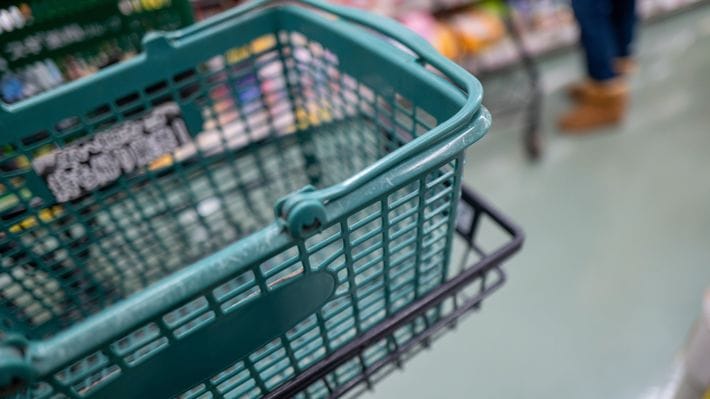 ｢頭のいい子が育つ家庭｣では当たり前…普通の親は｢コメの値段が高すぎる｣と嘆く､では一流の親はどうする?
