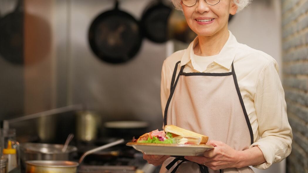 日中に別行動するだけでは足りない…佐藤優｢人生後半をより良く生きるため"夫婦の物理的距離"をとる方法｣