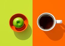 緑の珈琲がアリで無色コーラがダメな理由