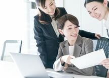 私が遭った「社内チャットいじめ」の陰湿