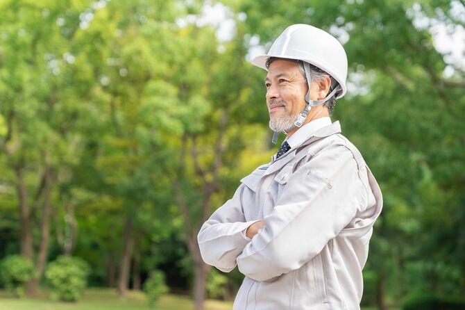 シニア建設労働者