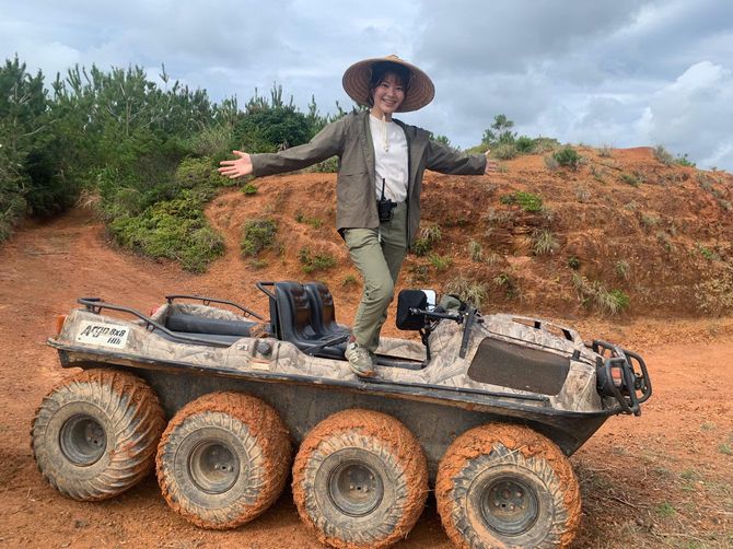 水陸両用バギーで行く“やるばる絶景ツアー”。