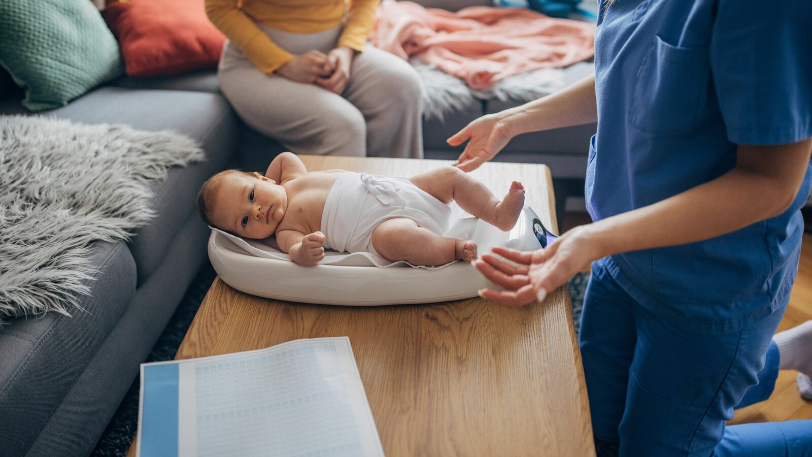 "子育て世代の味方"と絶賛されていたが…この春の診療報酬改定で｢往診サービス｣が激減する背景 便利だけど継続可能なシステムではない