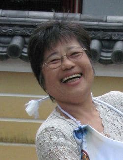 70歳で亡くなった柿谷厚子さん。この写真が遺影にも使われている。