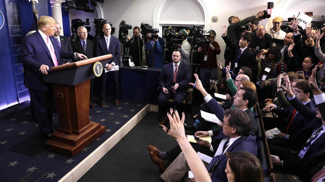 日本の｢長すぎる質問｣はありえない…ホワイトハウス取材歴20年の日本人記者が会見で質問するためにしたこと どうすれば報道官に覚えてもらえるか