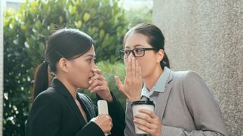 口が軽い人が｢誰にも言わないで｣を無視する訳