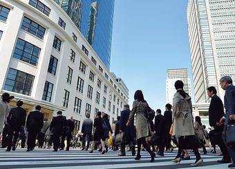5年超勤務で適用の"無期転換ルール"とは