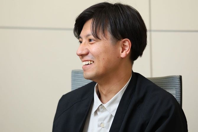 『歴史思考』の著者・深井さん