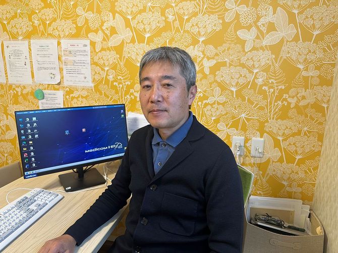 「日記は客観視を与えてくれる」と言う新井康祥医師