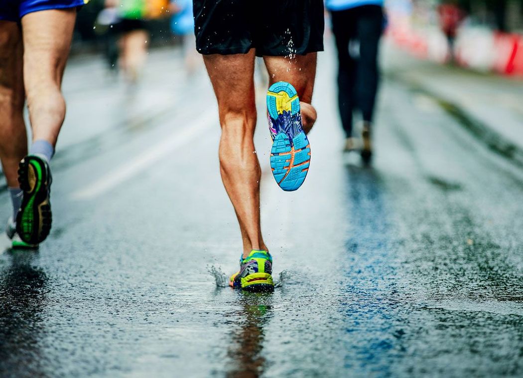 大河"いだてん"をマネて走ってはいけない 走り方も呼吸法も現代と全然違う