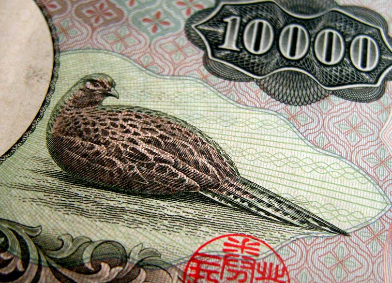 なぜ"ミニ財布"にすると貯金が増えるのか 「お金持ちは長財布」時代の終焉か