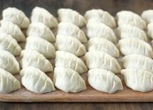 大阪王将が店より"冷凍餃子"で稼げるワケ