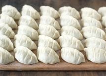 大阪王将が店より"冷凍餃子"で稼げるワケ