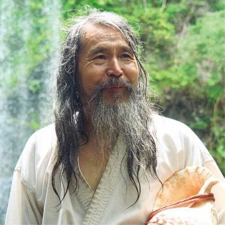 「足柄修験の会」代表の市川邦雄さん。