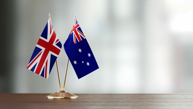 オーストラリアとイギリスの国旗