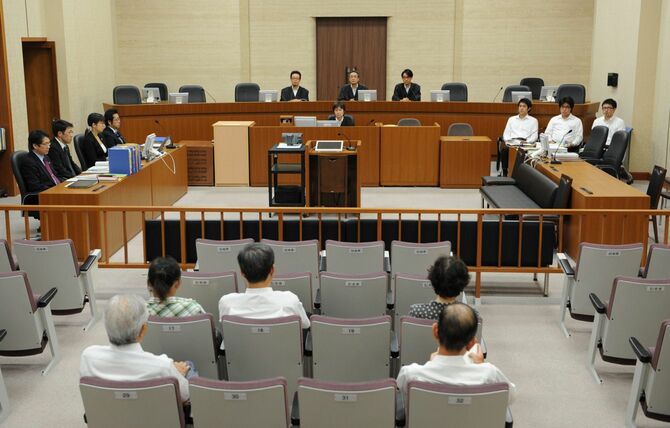 裁判員裁判が開かれた仙台地裁102号法廷(宮城・仙台市青葉区)