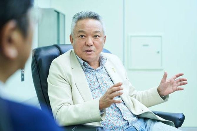 サッカー指導者の李国秀氏