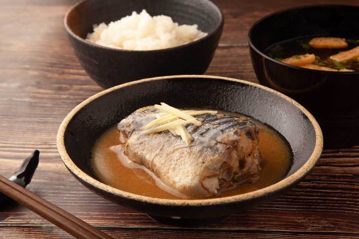 鯖の味噌煮定食