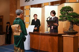 2018年日書展表彰式にて（写真提供=本人）