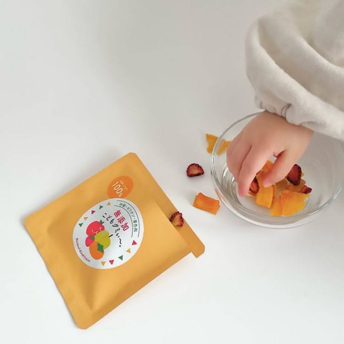 グミは、1〜3歳の子どもがつかみやすいサイズ