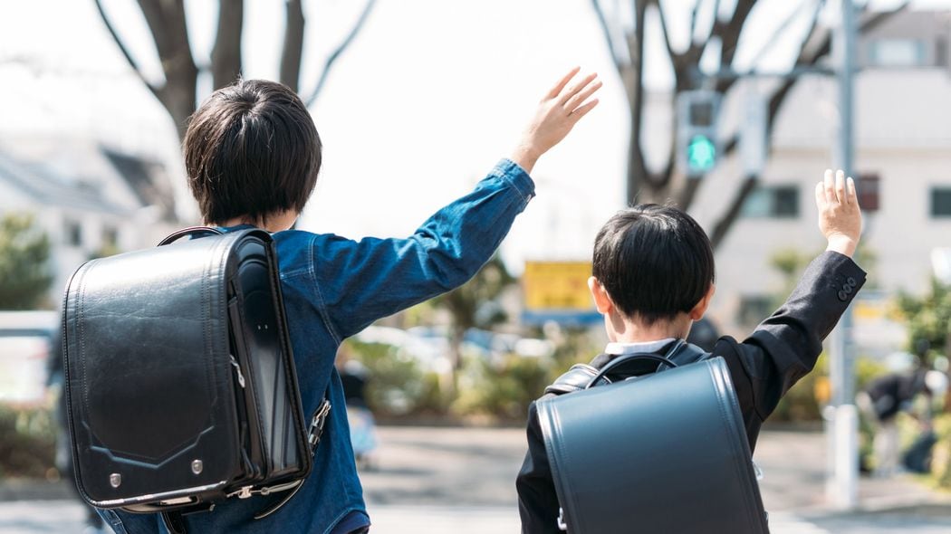 ｢黄色い帽子が並ぶ姿｣にほっこり…都心のタワマンに住む中国人が驚いた｢観光ではまず見かけない｣日常風景 なぜ中国で｢日本移住ブーム｣が起きているのか