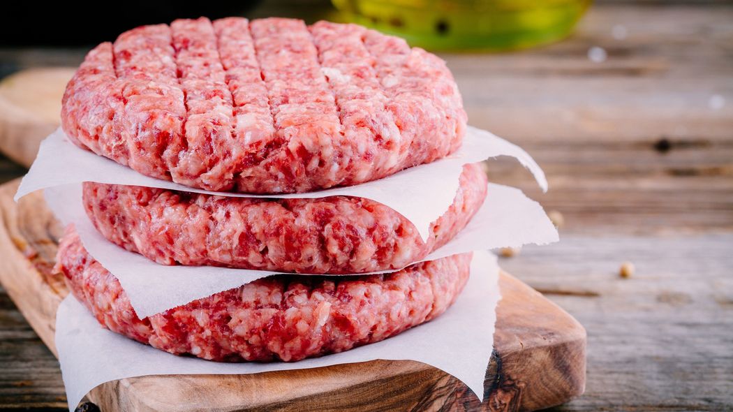 レアハンバーグで最悪の場合､命を落とす…多くの人が勘違いしている｢新鮮な牛肉だから生でもOK｣の大ウソ