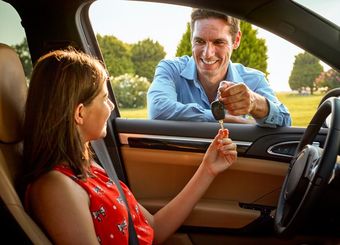 駐車場代が無料に「カーシェア」の使い方