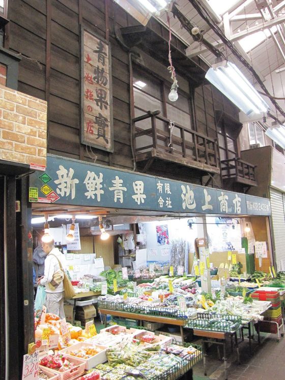 神奈川県横浜市「六角橋商店街ふれあい通り」