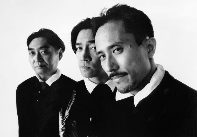 YMOのメンバー(右が高橋幸宏氏)