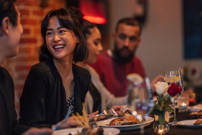 ディナーパーティー