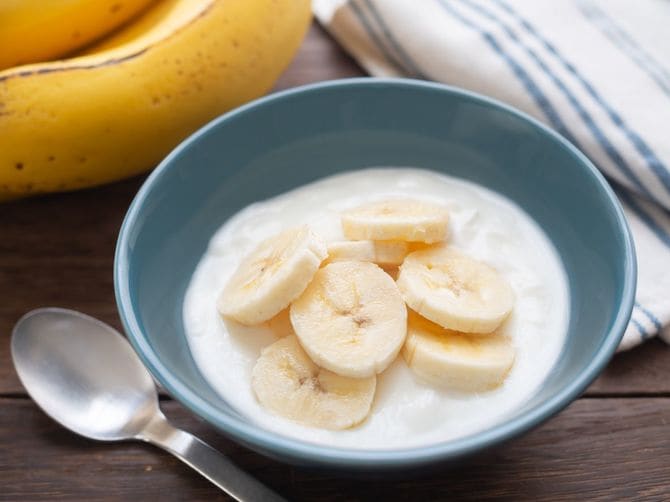 ヨーグルト、バナナ