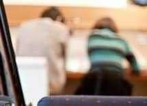 嫌いな上司のセクハラ情報をどう利用するか