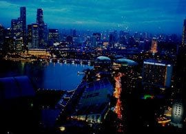 名前だけの名刺、質素で地味な装い　－資産10億超！ メガ富豪の職業、学歴、住まい【1】