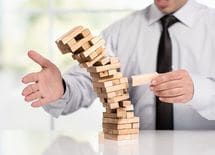 社員が頭を使わない、ダメ会社の4大特徴