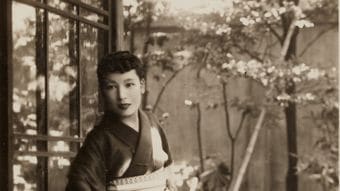 小説家でもデザイナーでもない…20歳で上京した宇野千代が貧しい夫に尽くしながら本気で目指した職業