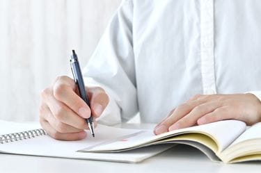 文章が書けないのではなく､書き方の｢型｣を知らないだけ…偏差値30台の