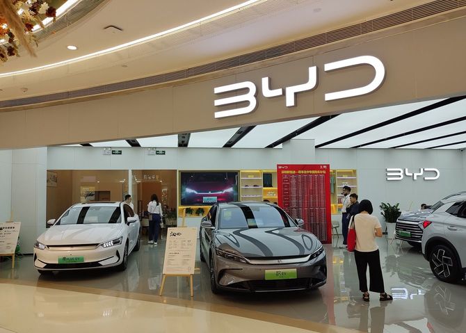 深圳にあるBYDの販売店