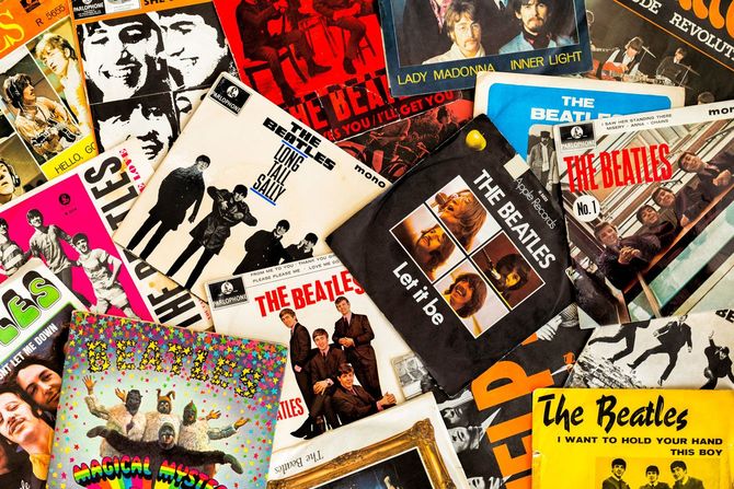 ビートルズのレコードジャケットの数々