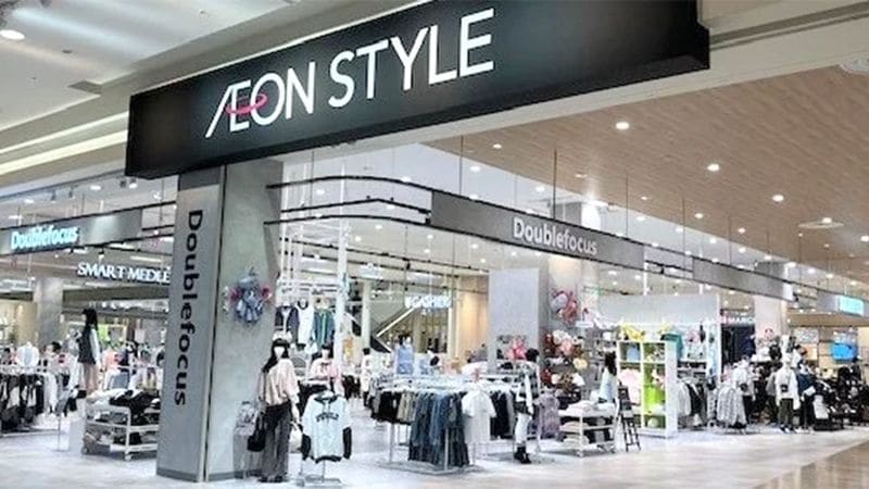 ユニクロ並みの｢いい服｣が揃っているのに売れない…イオン､ヨーカドーの衣料品につきまとう｢ダサさ｣の正体 中高年には｢ジャスコの記憶｣が残っている
