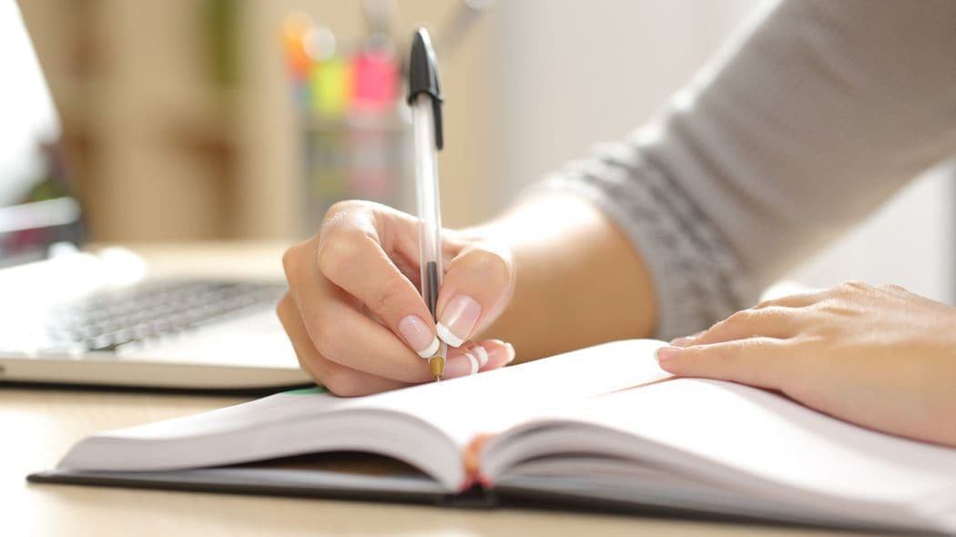 脳科学者が直伝､1週間で｢ご機嫌な人｣になれる日記の書き方 書くだけで幸福度がマシマシになる