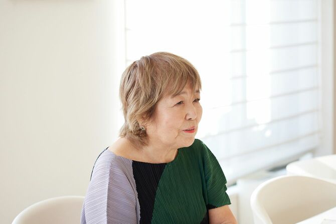 一般社団法人おせっかい協会会長　高橋恵さん。ごみ拾い活動や講演会、交流会などのおせっかい活動を全国で10年にわたり展開してきた