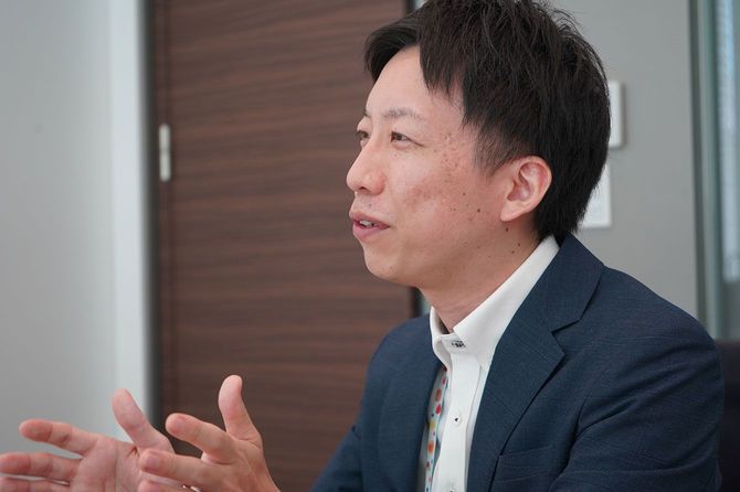 マーケティング本部マーケティング室ジャム・スプレッドチームでチームリーダーを務める松本翔吾さん