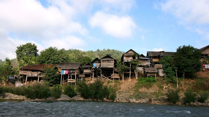 カレン族の村